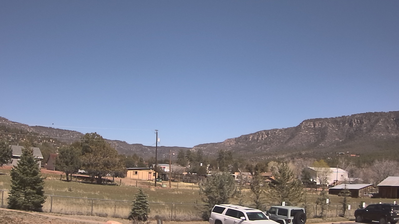 Thumbnail for current weather camera view from Pine Strawberry Elementary School 12 in Pine, Arizona