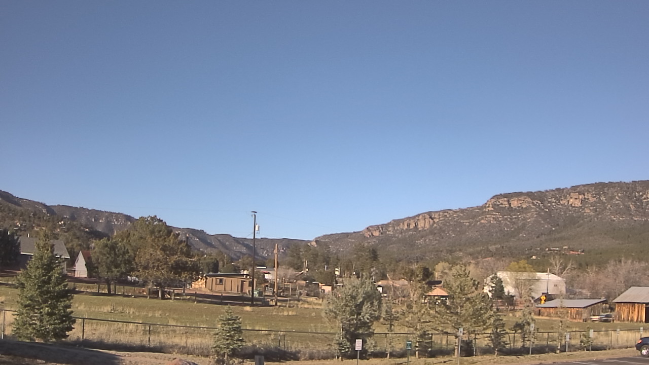 Thumbnail for current weather camera view from Pine Strawberry Elementary School 12 in Pine, Arizona