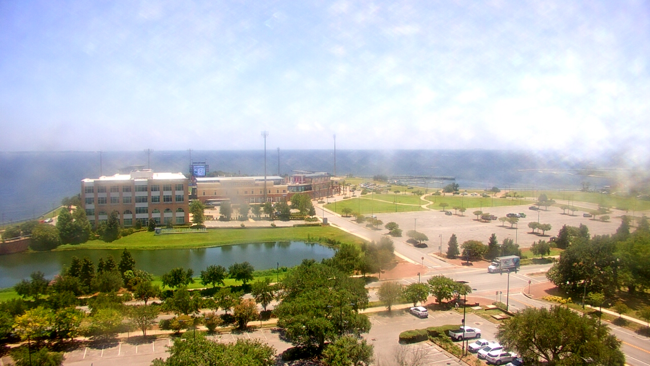 Thumbnail for current weather camera view from City of Pensacola City Hall in Pensacola, Florida