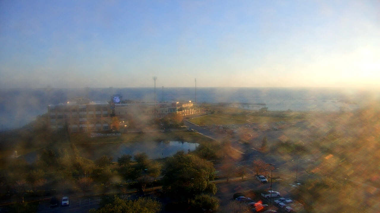 Thumbnail for current weather camera view from City of Pensacola City Hall in Pensacola, Florida