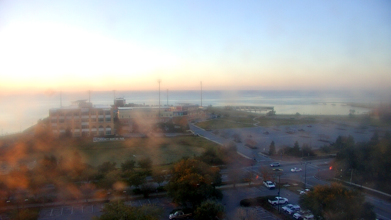 Thumbnail for current weather camera view from City of Pensacola City Hall in Pensacola, Florida