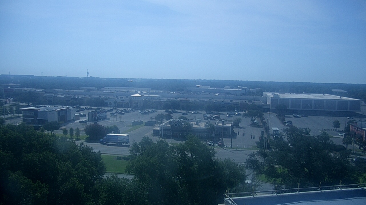 Thumbnail for current weather camera view from Sacred Heart Hospital in Pensacola, Florida