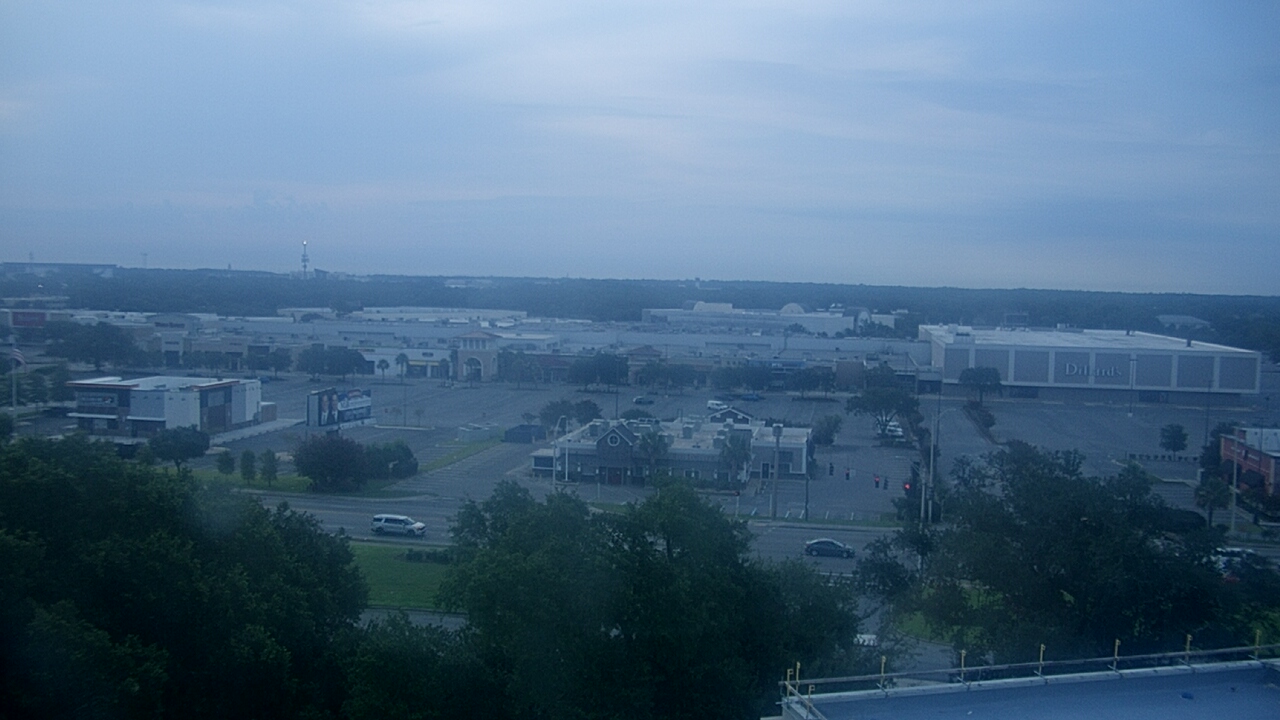Thumbnail for current weather camera view from Sacred Heart Hospital in Pensacola, Florida