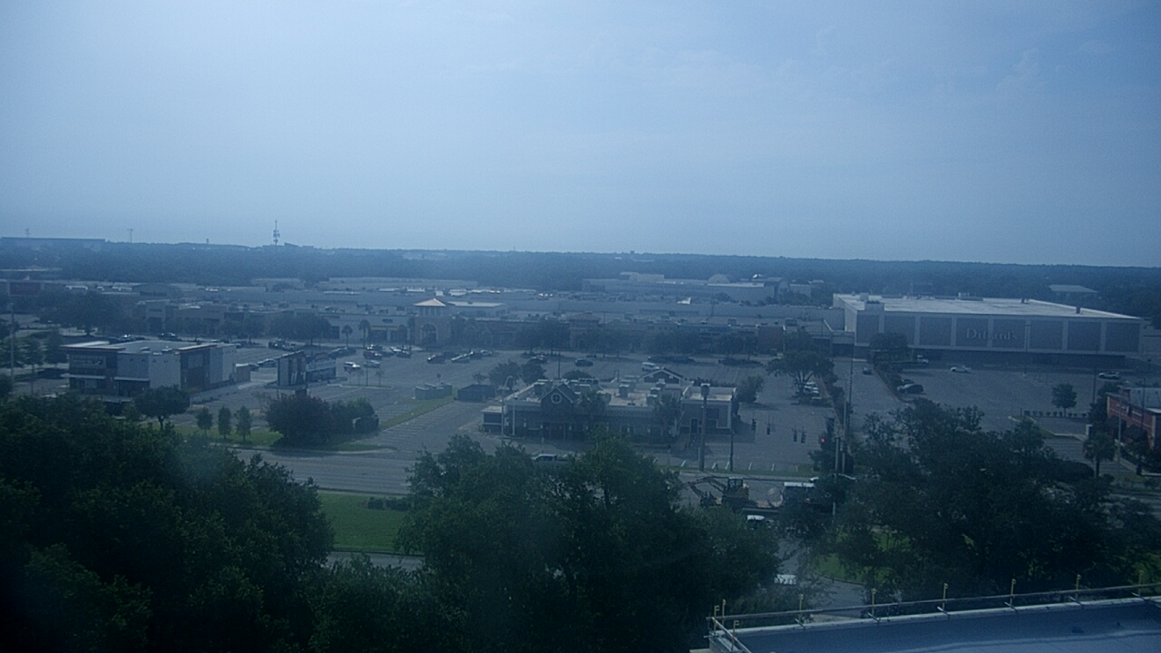 Thumbnail for current weather camera view from Sacred Heart Hospital in Pensacola, Florida