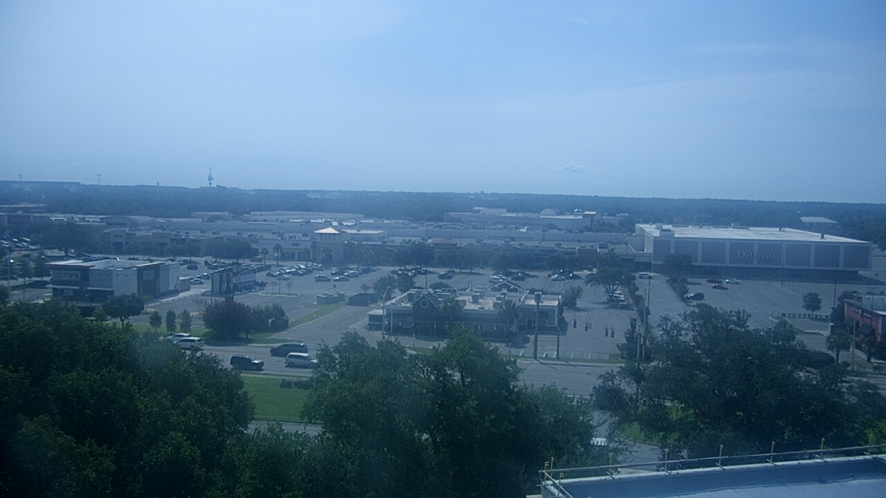 Thumbnail for current weather camera view from Sacred Heart Hospital in Pensacola, Florida