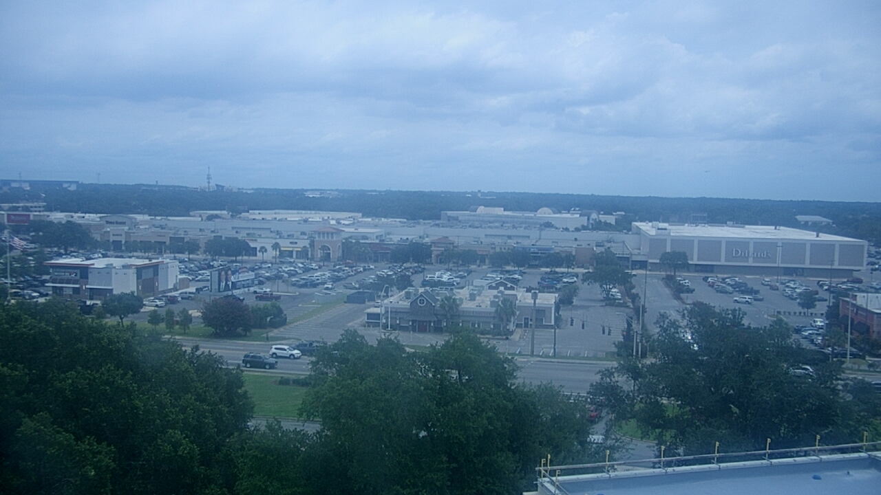 Thumbnail for current weather camera view from Sacred Heart Hospital in Pensacola, Florida