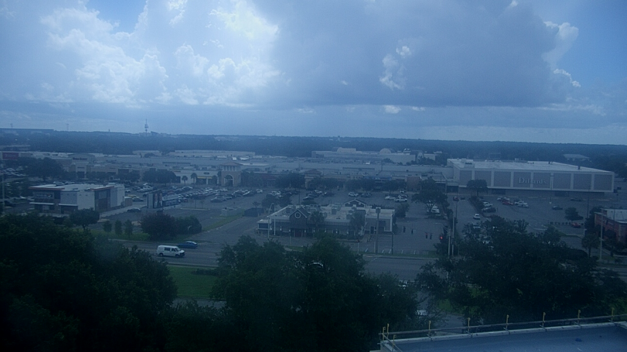 Thumbnail for current weather camera view from Sacred Heart Hospital in Pensacola, Florida