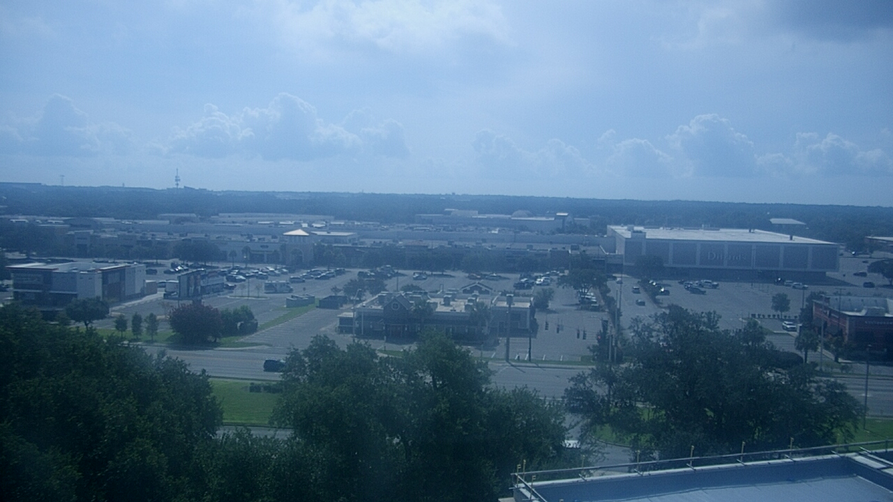 Thumbnail for current weather camera view from Sacred Heart Hospital in Pensacola, Florida
