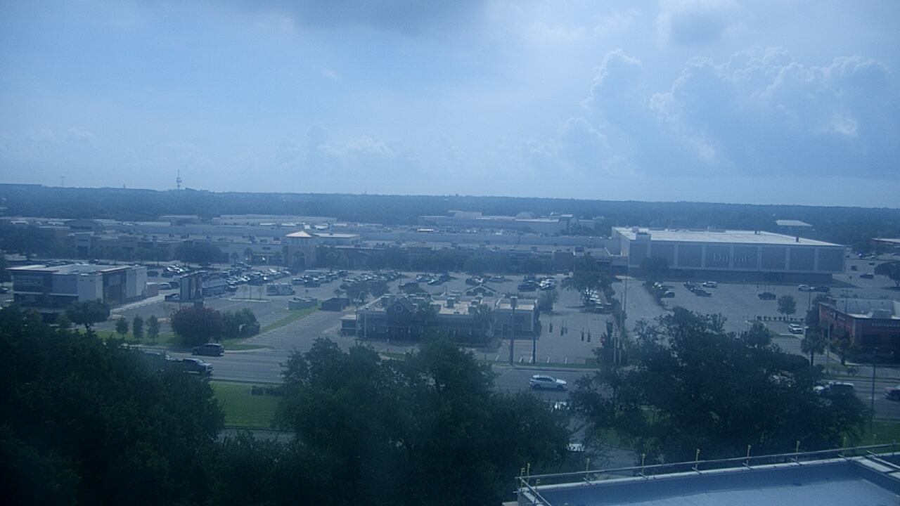 Thumbnail for current weather camera view from Sacred Heart Hospital in Pensacola, Florida