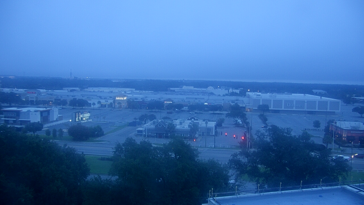 Thumbnail for current weather camera view from Sacred Heart Hospital in Pensacola, Florida