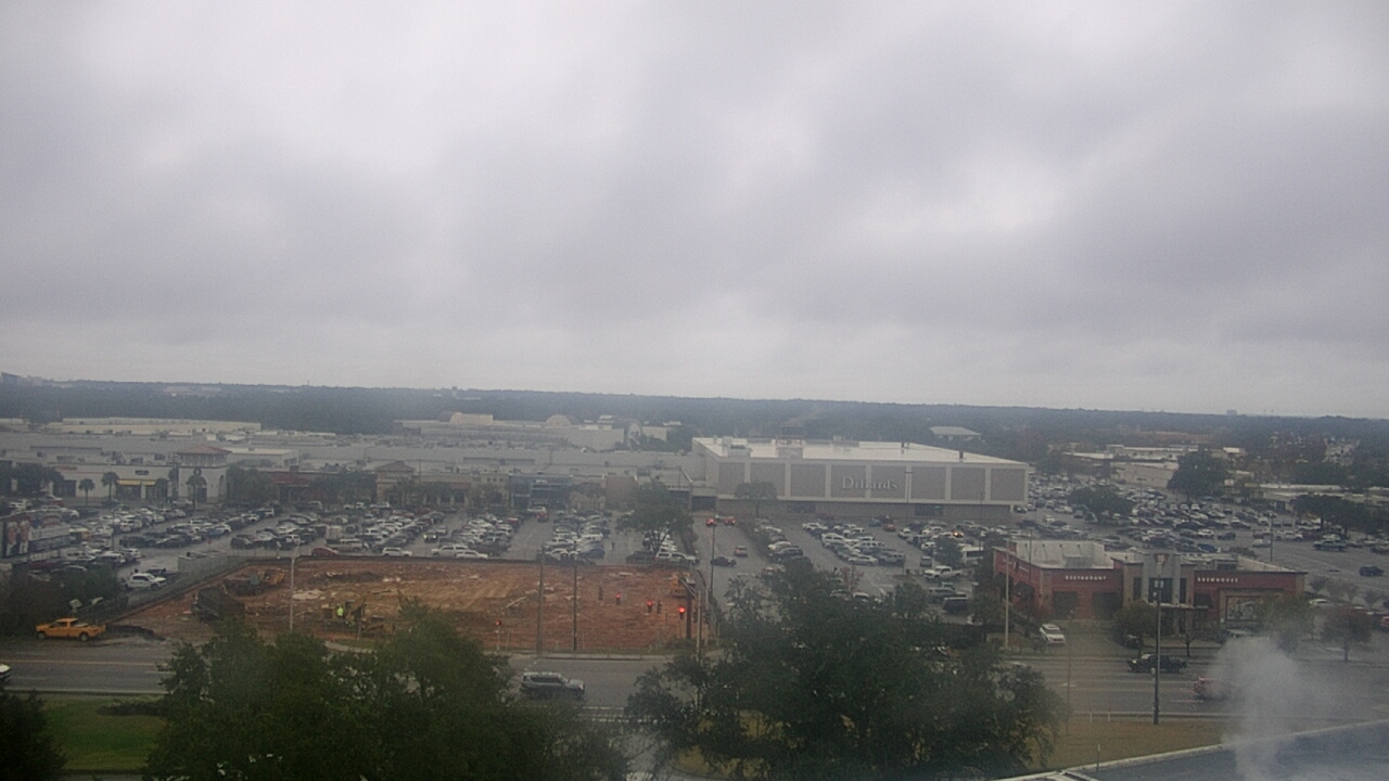 Thumbnail for current weather camera view from Sacred Heart Hospital in Pensacola, Florida