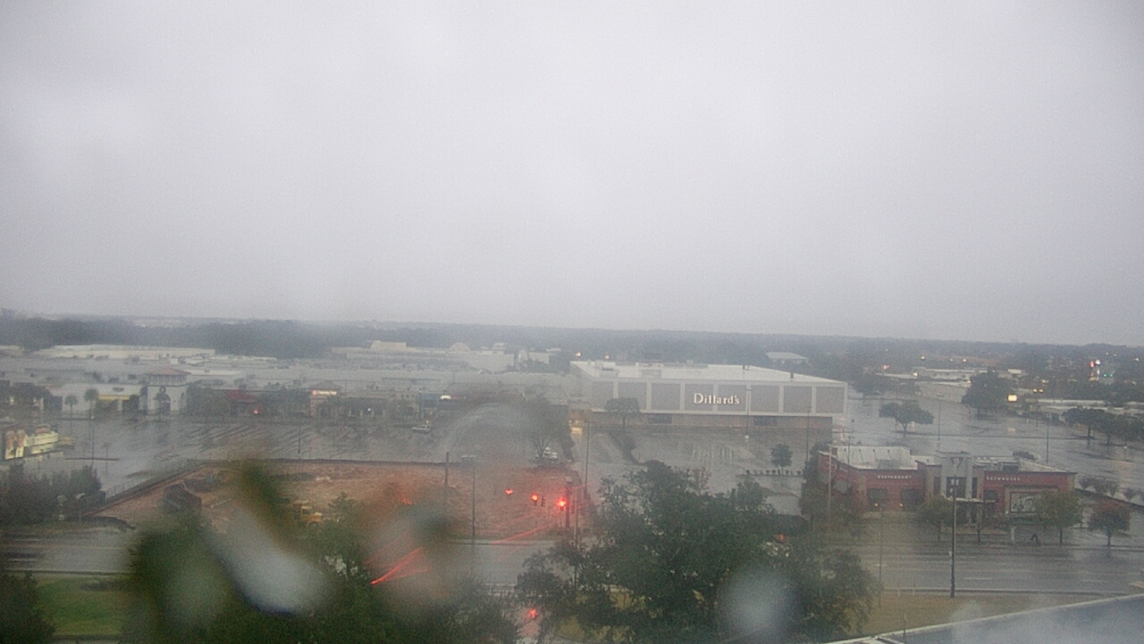 Thumbnail for current weather camera view from Sacred Heart Hospital in Pensacola, Florida