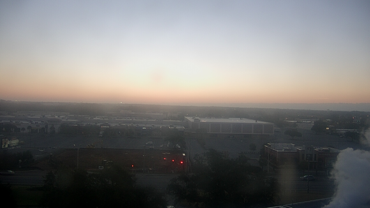 Thumbnail for current weather camera view from Sacred Heart Hospital in Pensacola, Florida