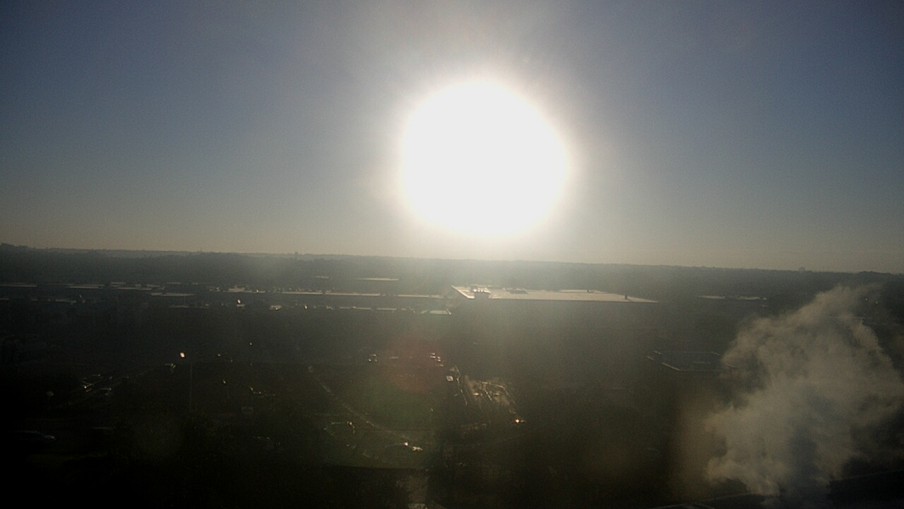 Thumbnail for current weather camera view from Sacred Heart Hospital in Pensacola, Florida