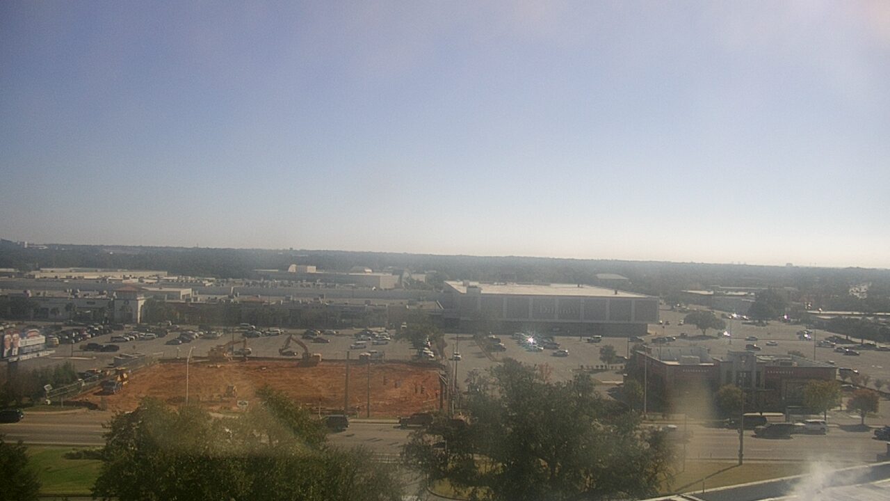 Thumbnail for current weather camera view from Sacred Heart Hospital in Pensacola, Florida