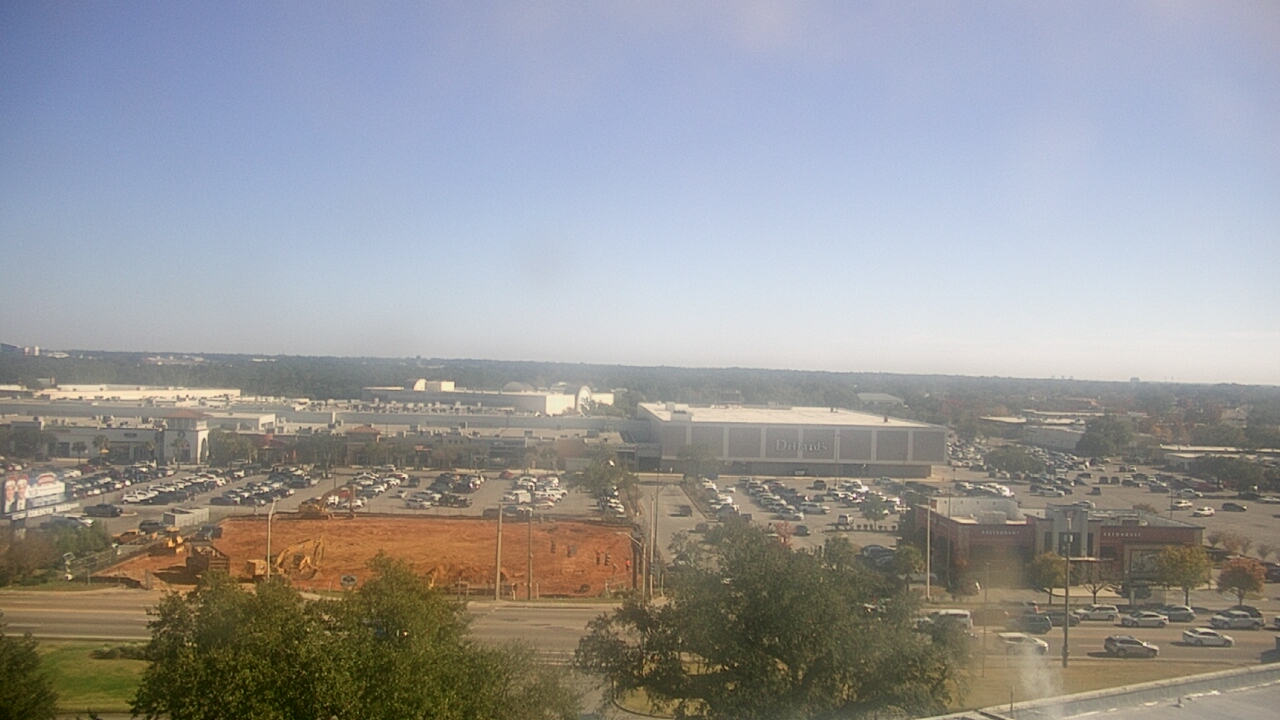 Thumbnail for current weather camera view from Sacred Heart Hospital in Pensacola, Florida