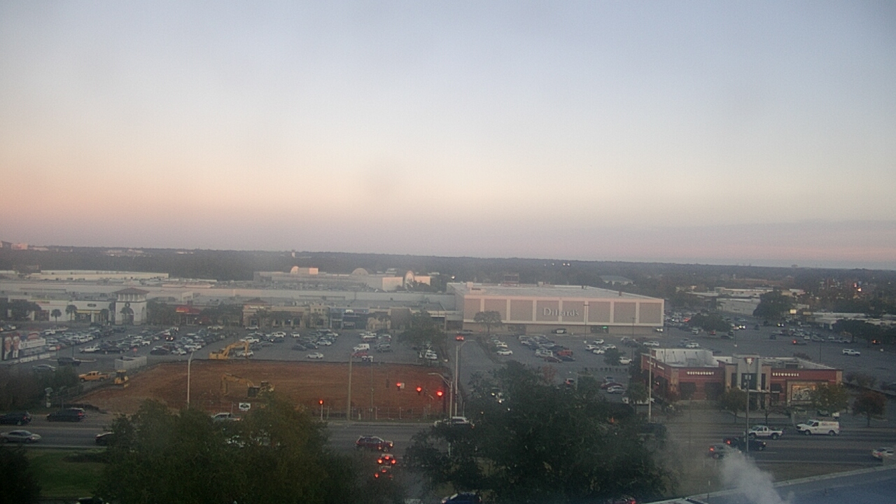 Thumbnail for current weather camera view from Sacred Heart Hospital in Pensacola, Florida