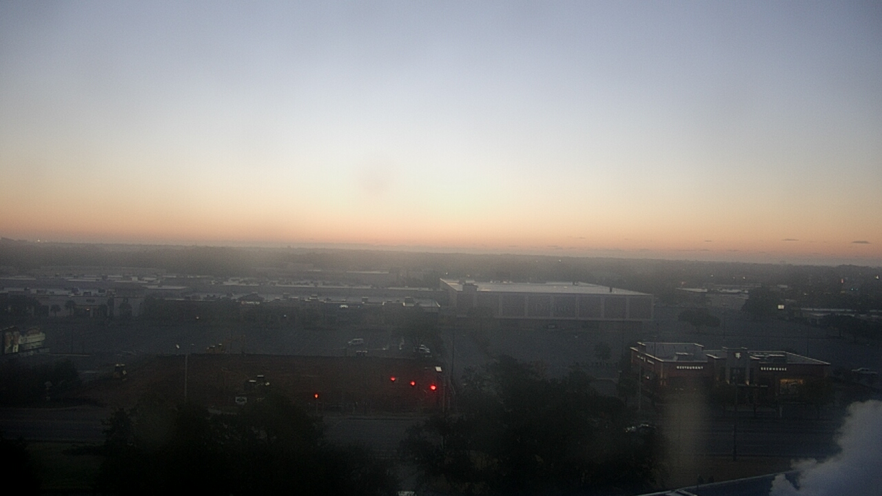 Thumbnail for current weather camera view from Sacred Heart Hospital in Pensacola, Florida