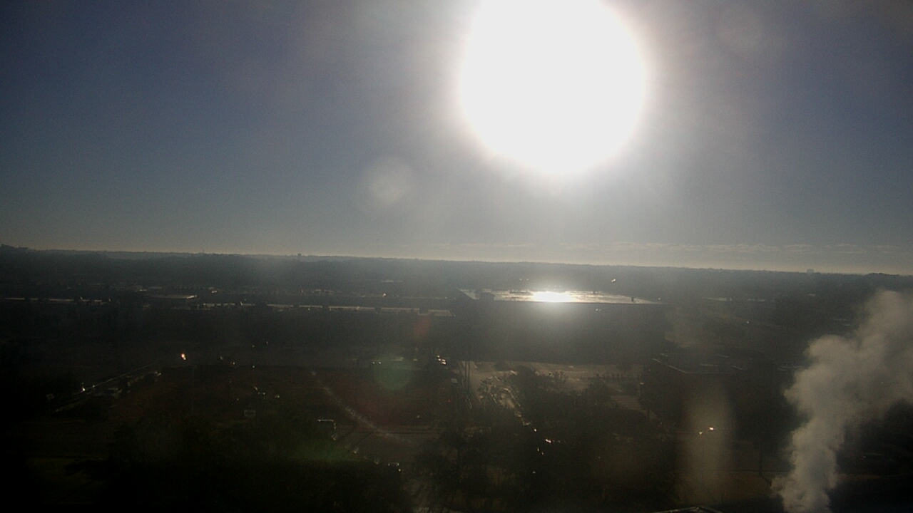 Thumbnail for current weather camera view from Sacred Heart Hospital in Pensacola, Florida