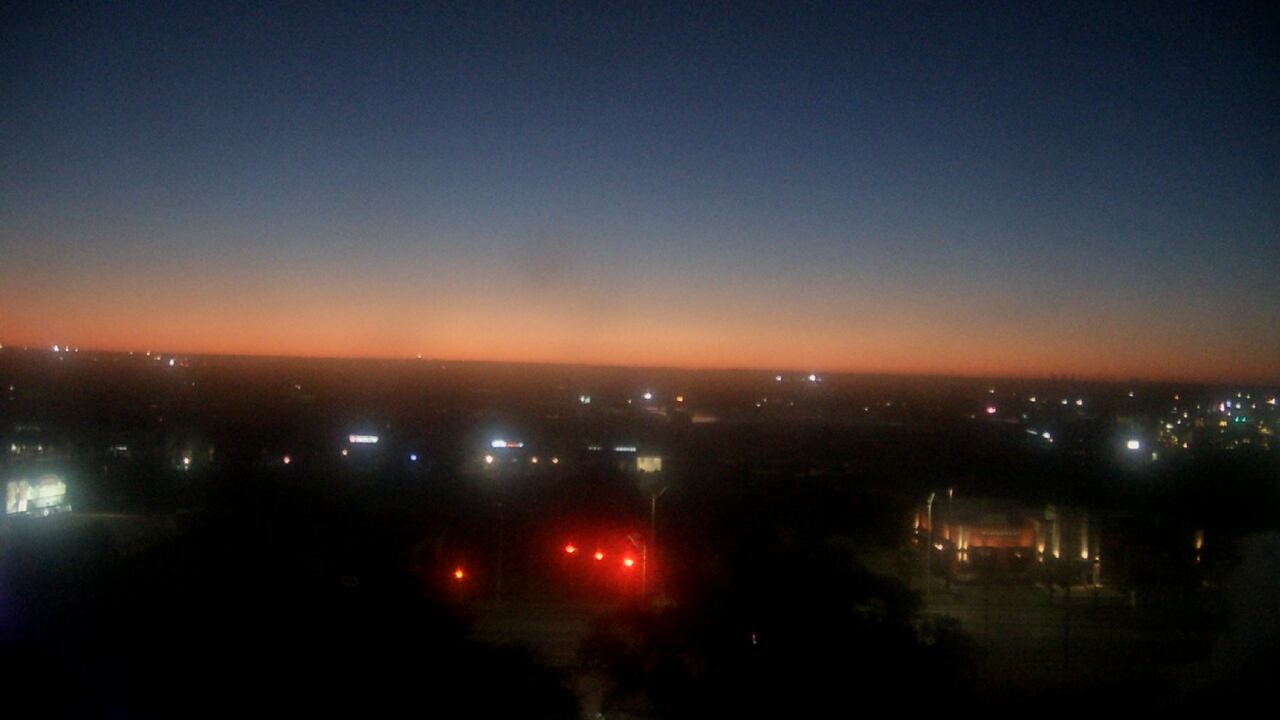 Thumbnail for current weather camera view from Sacred Heart Hospital in Pensacola, Florida