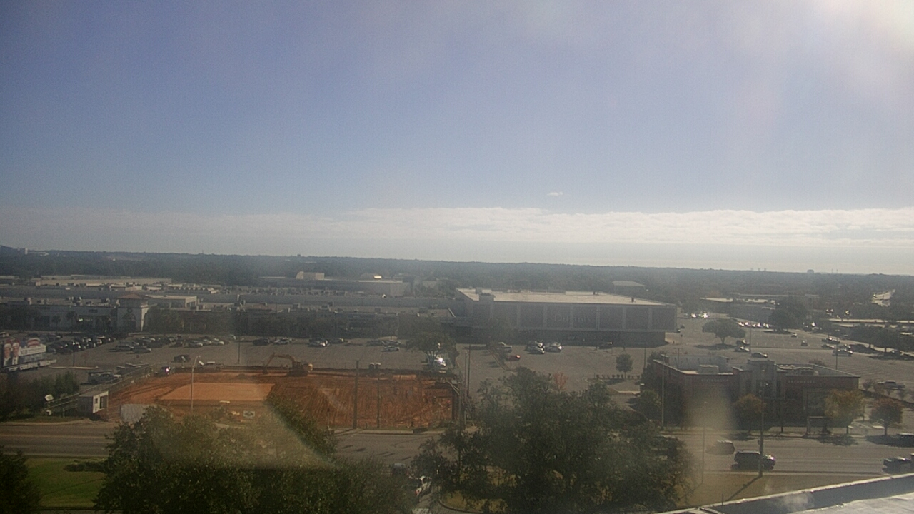 Thumbnail for current weather camera view from Sacred Heart Hospital in Pensacola, Florida