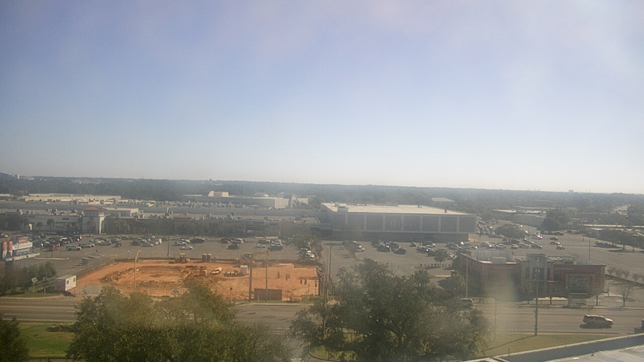 Thumbnail for current weather camera view from Sacred Heart Hospital in Pensacola, Florida