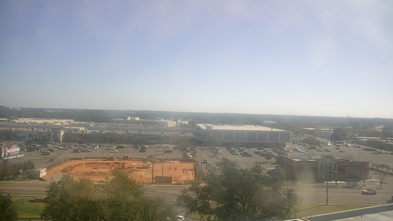 Thumbnail for current weather camera view from Sacred Heart Hospital in Pensacola, Florida