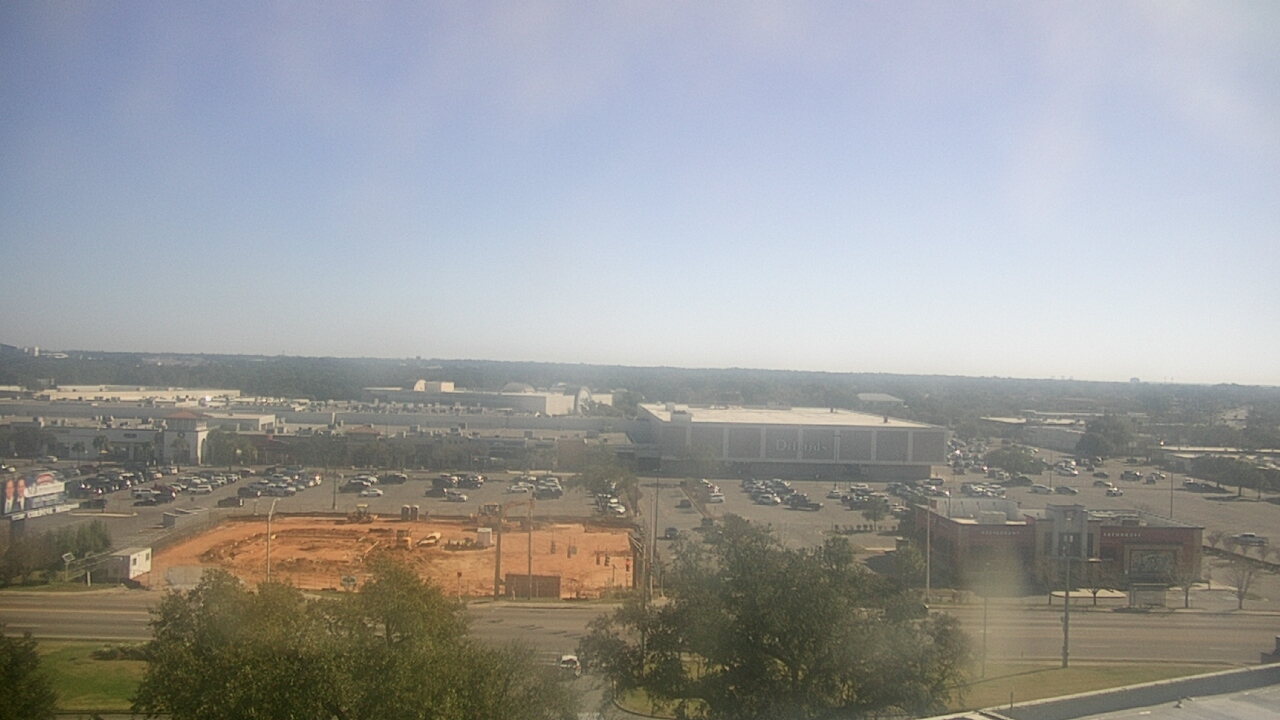 Thumbnail for current weather camera view from Sacred Heart Hospital in Pensacola, Florida