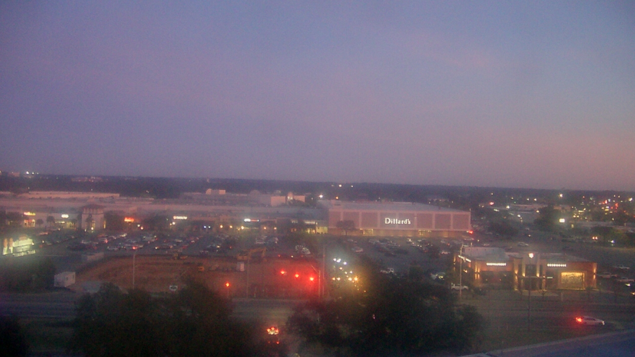 Thumbnail for current weather camera view from Sacred Heart Hospital in Pensacola, Florida