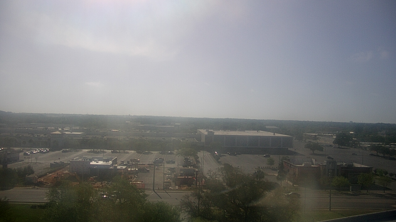 Thumbnail for current weather camera view from Sacred Heart Hospital in Pensacola, Florida