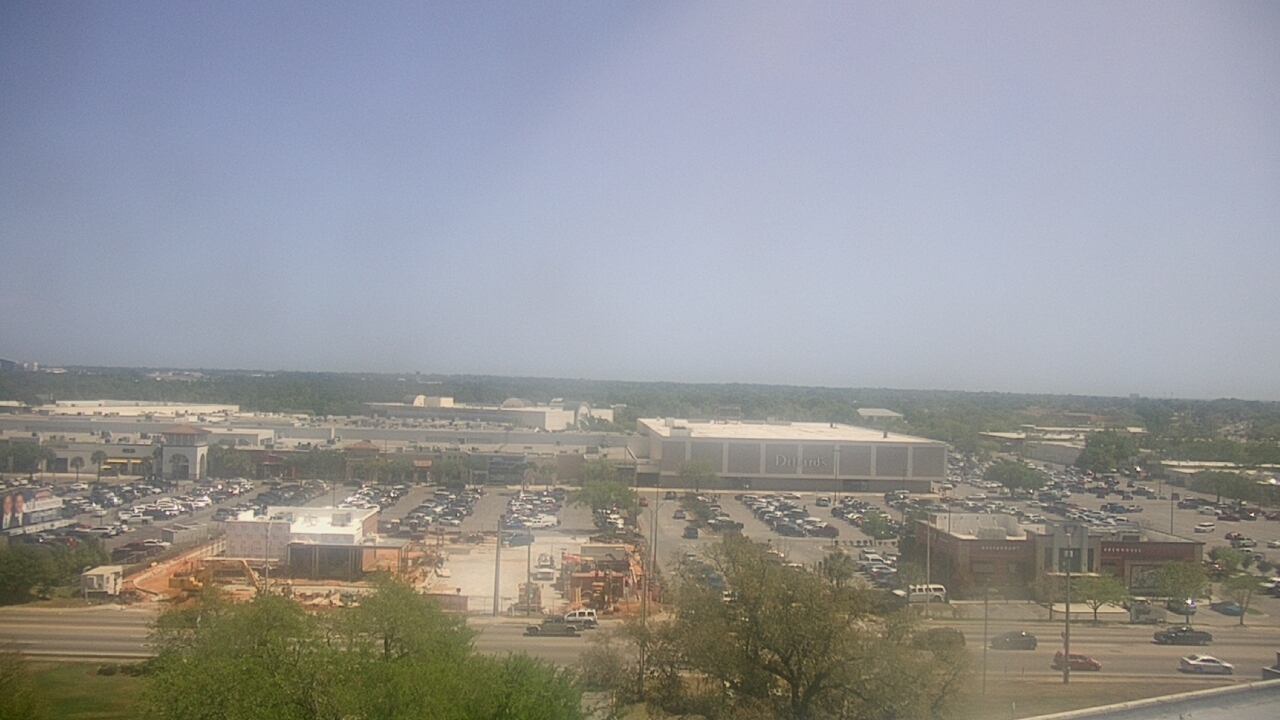 Thumbnail for current weather camera view from Sacred Heart Hospital in Pensacola, Florida