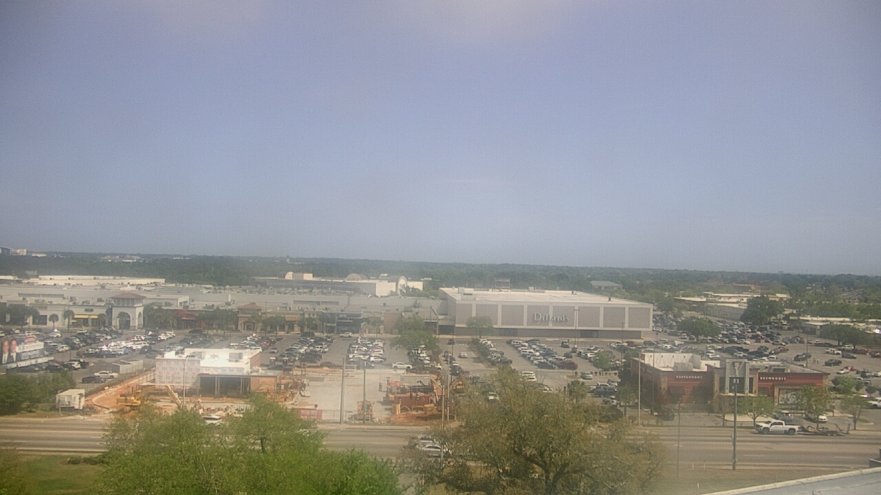 Thumbnail for current weather camera view from Sacred Heart Hospital in Pensacola, Florida