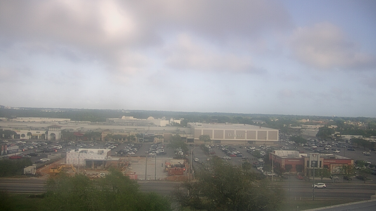 Thumbnail for current weather camera view from Sacred Heart Hospital in Pensacola, Florida
