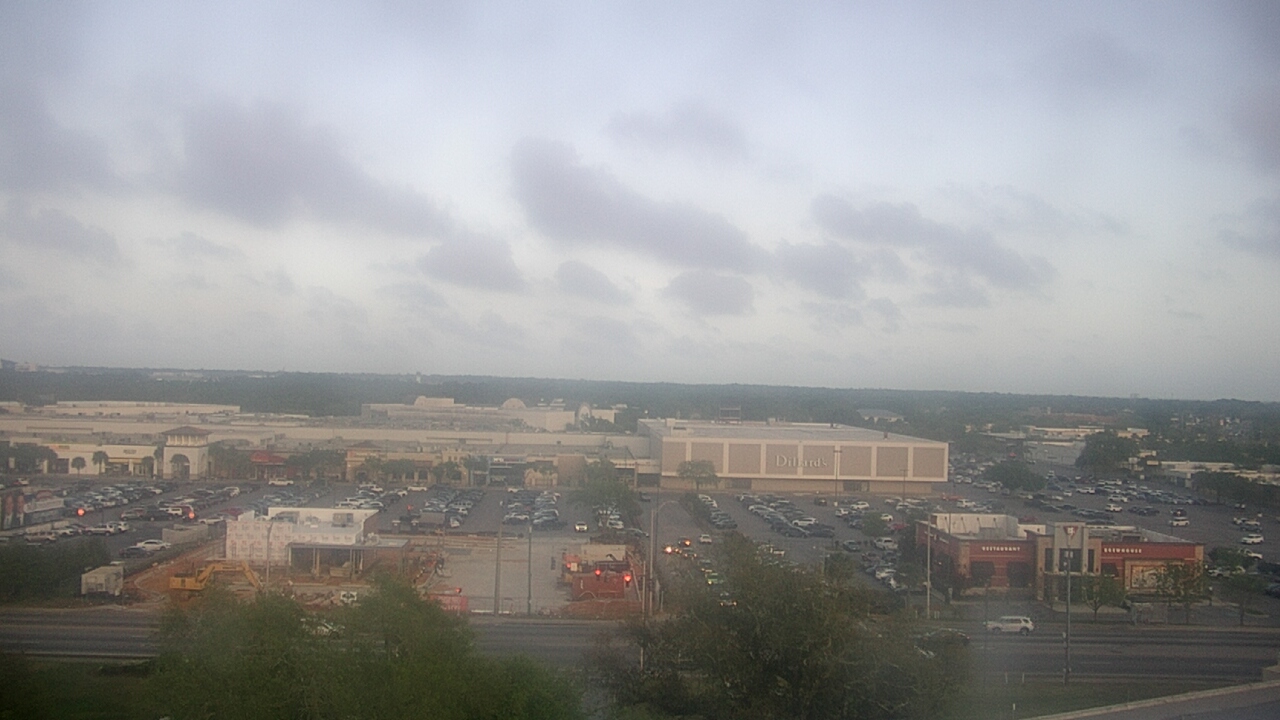 Thumbnail for current weather camera view from Sacred Heart Hospital in Pensacola, Florida