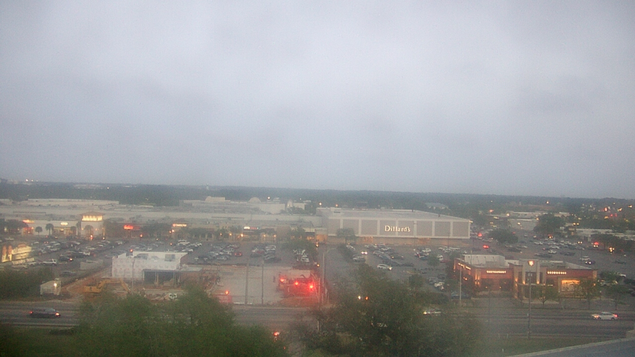 Thumbnail for current weather camera view from Sacred Heart Hospital in Pensacola, Florida