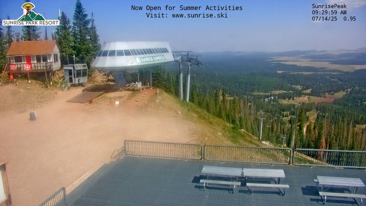 Thumbnail for current weather camera view from Sunrise Park Resort 10650 ft elev in Greer, Arizona