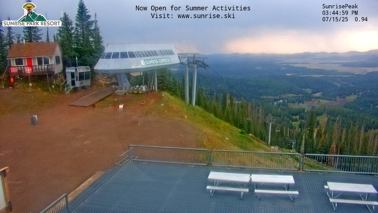 Thumbnail for current weather camera view from Sunrise Park Resort 10650 ft elev in Greer, Arizona