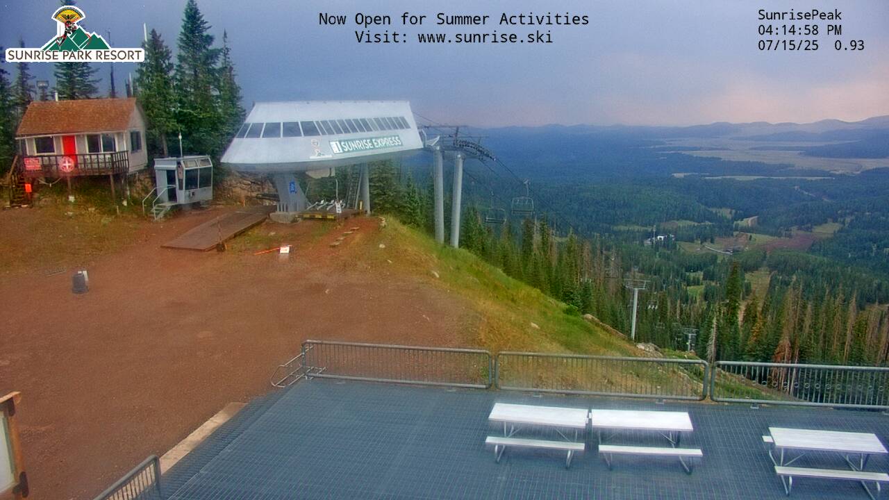 Thumbnail for current weather camera view from Sunrise Park Resort 10650 ft elev in Greer, Arizona