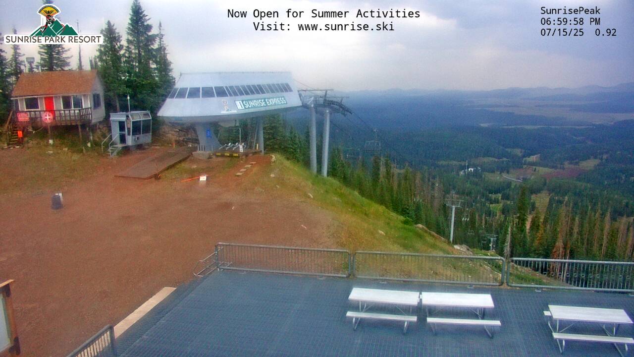 Thumbnail for current weather camera view from Sunrise Park Resort 10650 ft elev in Greer, Arizona