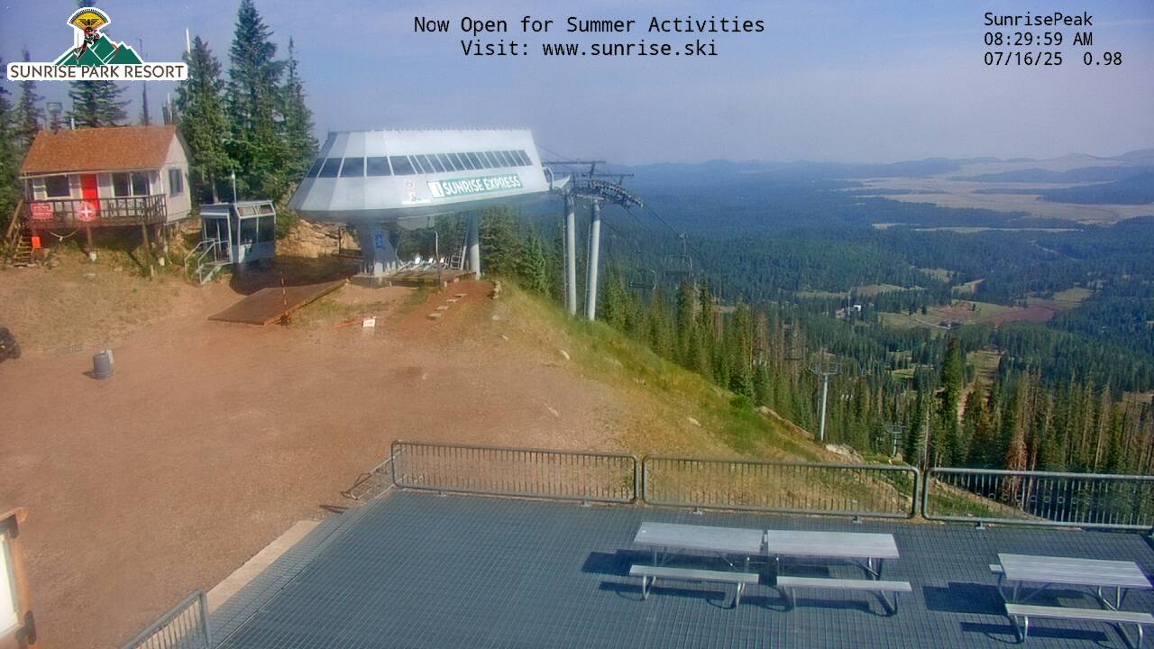Thumbnail for current weather camera view from Sunrise Park Resort 10650 ft elev in Greer, Arizona