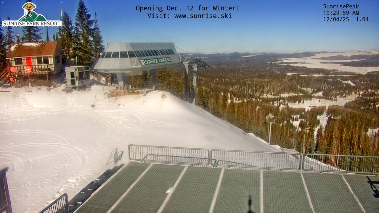 Thumbnail for current weather camera view from Sunrise Park Resort 10650 ft elev in Greer, Arizona