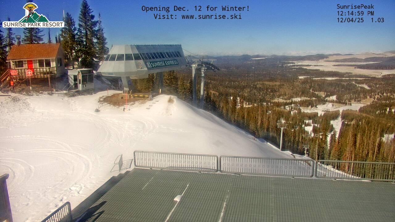 Thumbnail for current weather camera view from Sunrise Park Resort 10650 ft elev in Greer, Arizona
