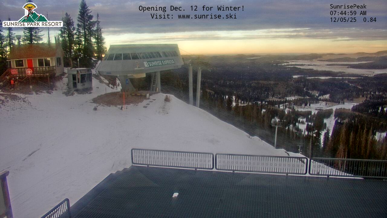 Thumbnail for current weather camera view from Sunrise Park Resort 10650 ft elev in Greer, Arizona