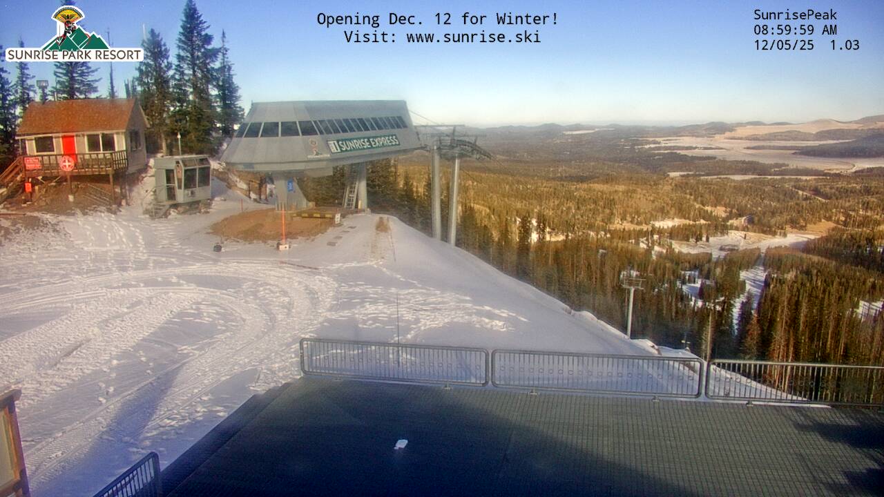 Thumbnail for current weather camera view from Sunrise Park Resort 10650 ft elev in Greer, Arizona