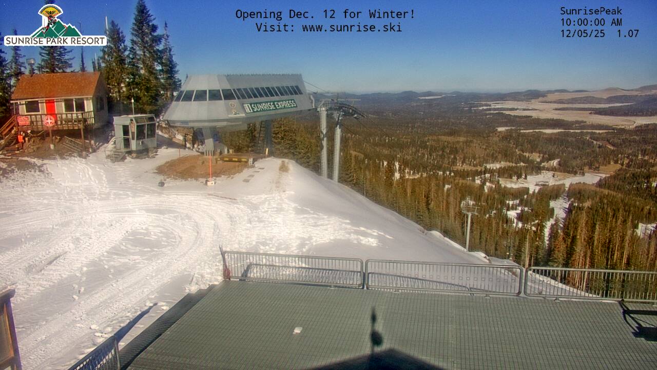 Thumbnail for current weather camera view from Sunrise Park Resort 10650 ft elev in Greer, Arizona