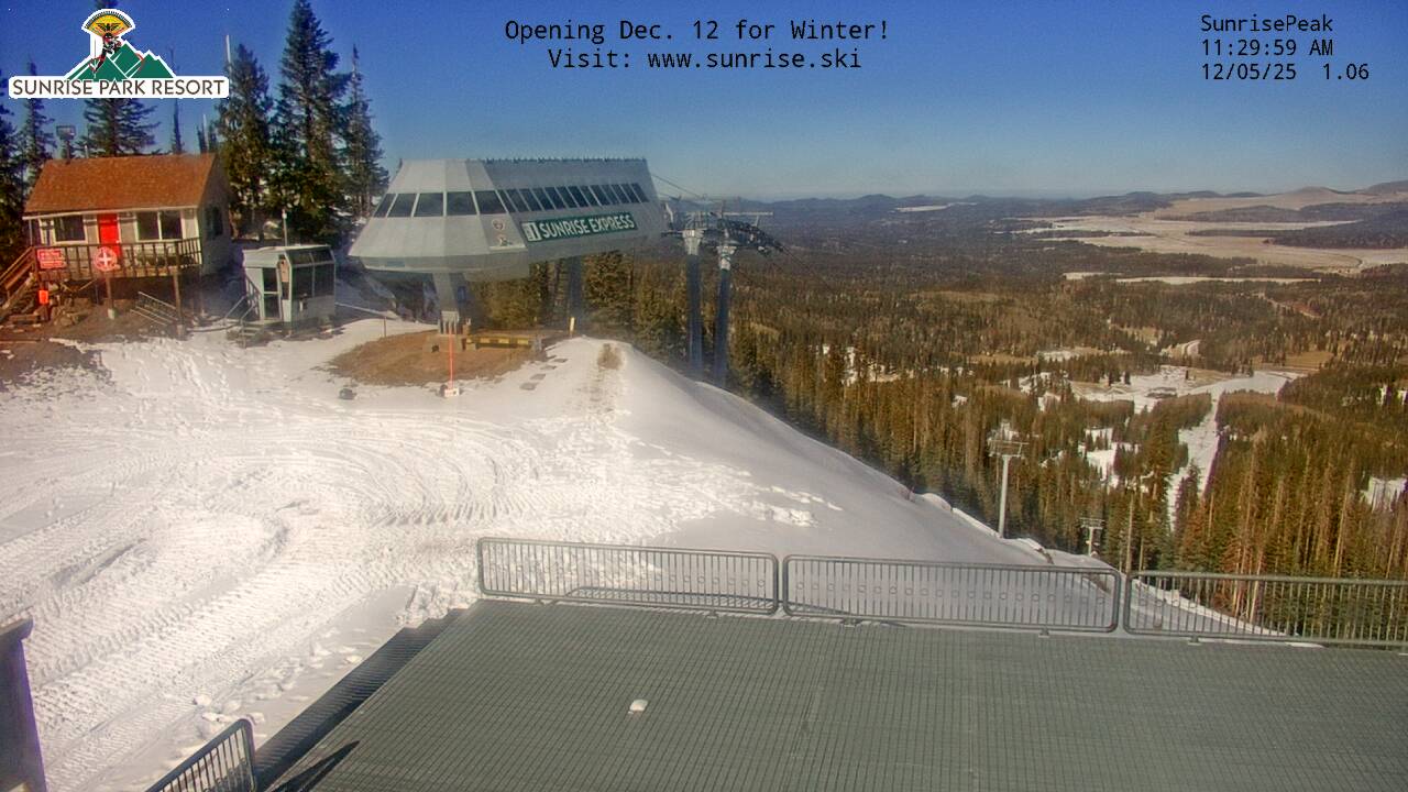 Thumbnail for current weather camera view from Sunrise Park Resort 10650 ft elev in Greer, Arizona