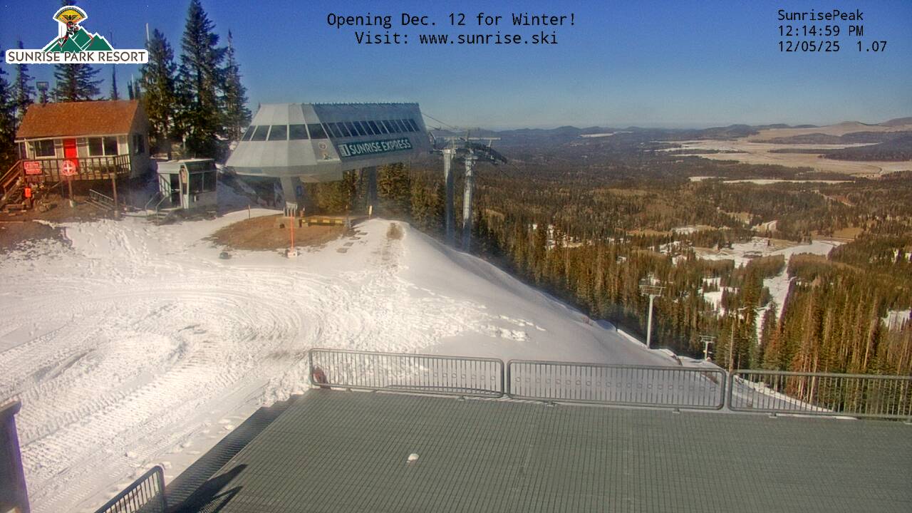 Thumbnail for current weather camera view from Sunrise Park Resort 10650 ft elev in Greer, Arizona