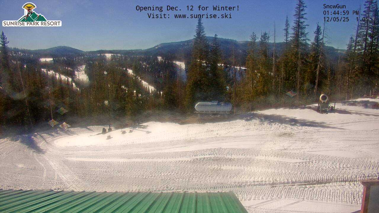 Thumbnail for current weather camera view from Sunrise Park Resort 10650 ft elev in Greer, Arizona
