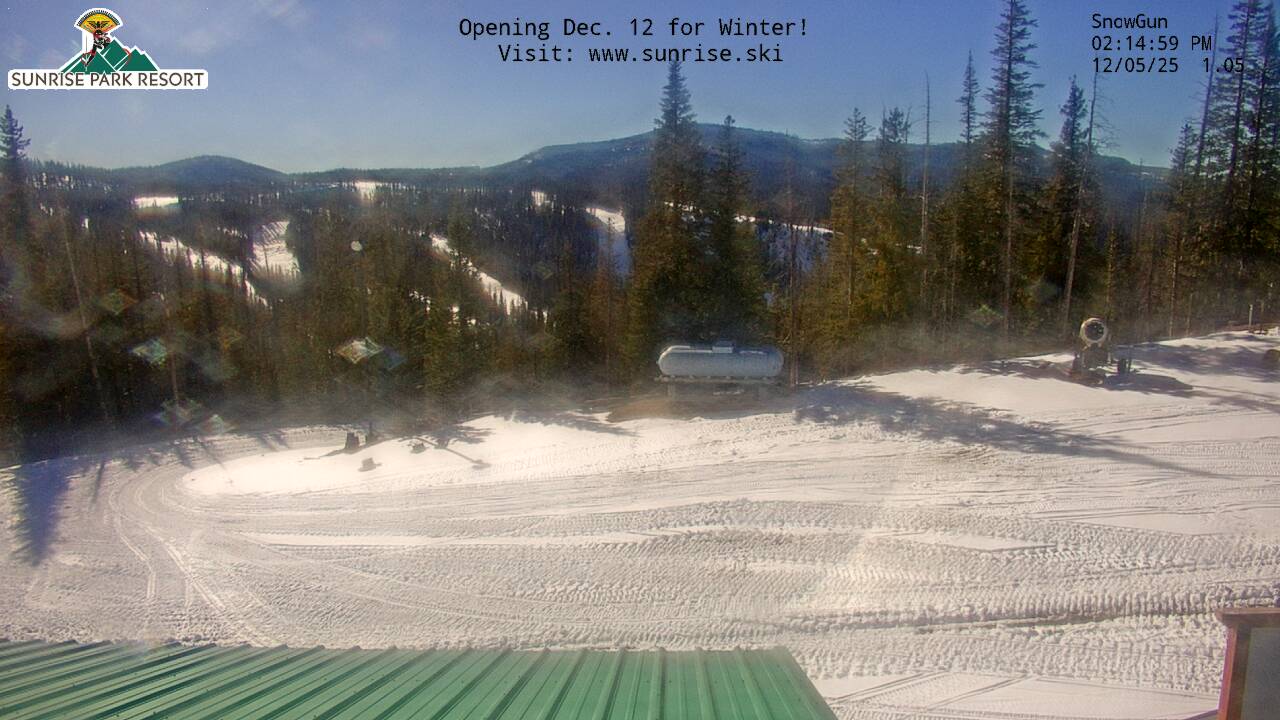 Thumbnail for current weather camera view from Sunrise Park Resort 10650 ft elev in Greer, Arizona