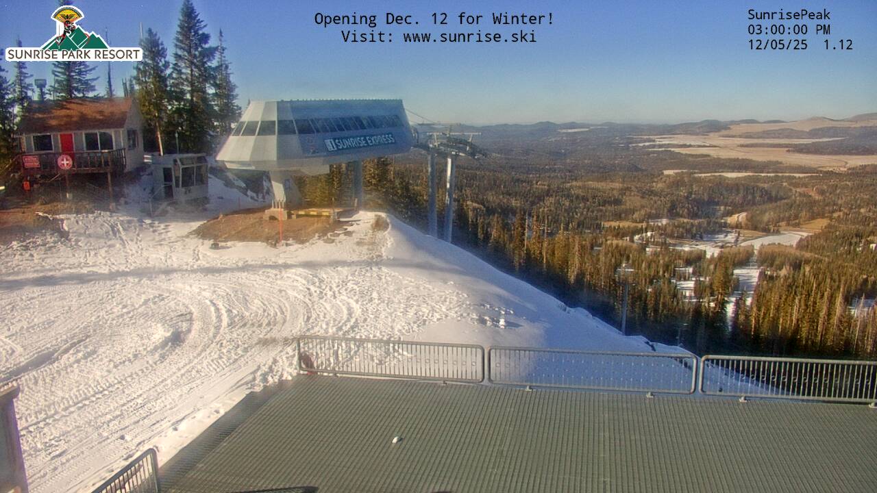 Thumbnail for current weather camera view from Sunrise Park Resort 10650 ft elev in Greer, Arizona